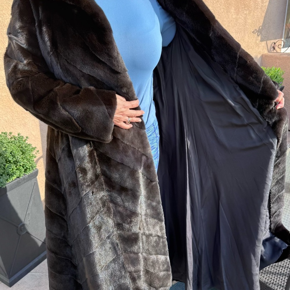 Designed by Zandra Rhodes - Neiman Marcus, Full-length Black Mink Fur Coat - Picture 6 of 15